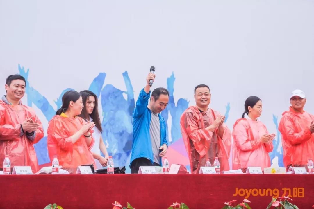 運(yùn)動場主席臺